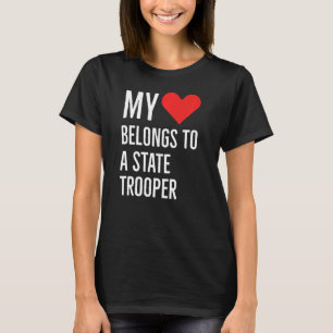 Camiseta Meu Coração Pertence A Um Aniversário De Polícia D