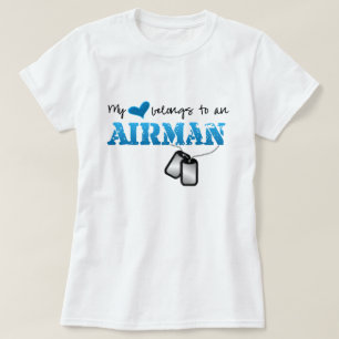 Camiseta Meu coração pertence a um aviador