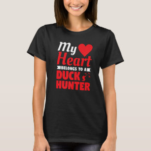 Camiseta Meu Coração Pertence A Um Marido Caçador De Patos