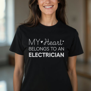 Camiseta Meu Coração Pertence A Uma Eletricidade Óptica Ele
