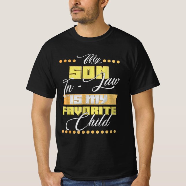 Camiseta Meu Filho De Direito É Meu Filho Favorito Engraçad (Frente)