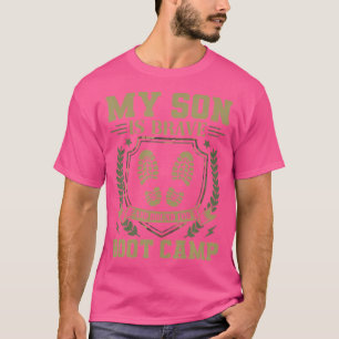 Camiseta Meu Filho É Corajoso E Preso Para O Acampamento De