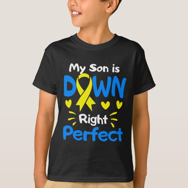 Camiseta Meu Filho É Totalmente Perfeito Conscientização so (Frente)