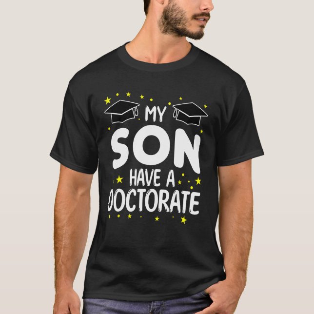 Camiseta Meu Filho Tem Doutorado (Frente)