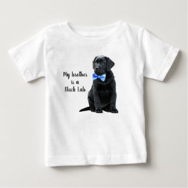 Camiseta Meu irmão é um cachorro Black Lab - Menino de cach