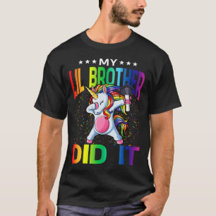 Camiseta Meu Irmão Lil Fez A Graduação Graduou Unicórnio