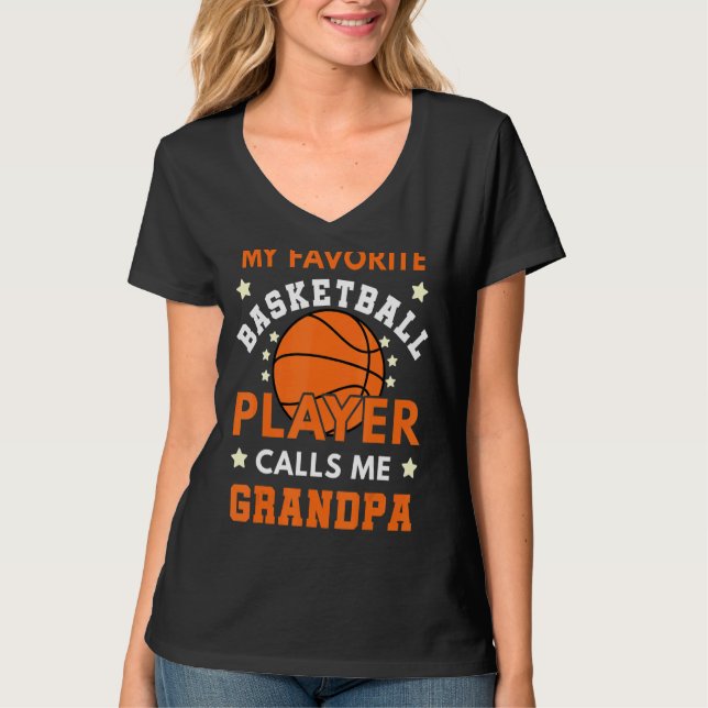 Camiseta Meu Jogador De Basquete Favorito Me Chama De Vovô  (Frente)