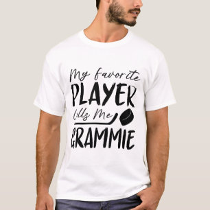 Camiseta Meu jogador favorito me chama de Grammie Hockey Pl
