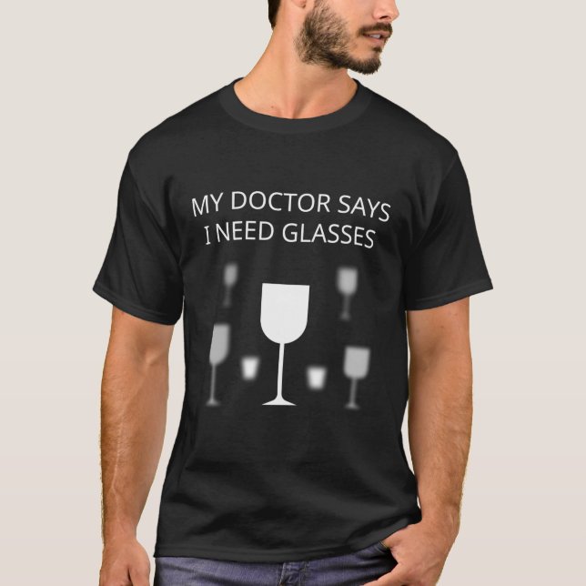 Camiseta Meu Médico Diz Que Preciso De Óculos (Frente)