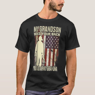 Camiseta meu neto tem as suas costas - orgulhosa avó do exé