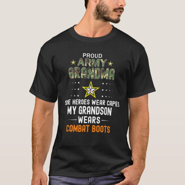 Camiseta Meu neto Veste Vovó do Exército de Combate a Botas (Frente)