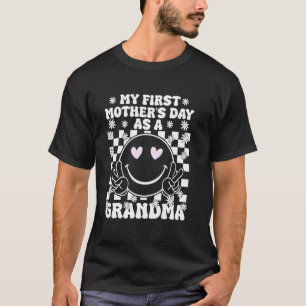 Camiseta Meu primeiro Dia das Mães como avó 2025 Engraçado 
