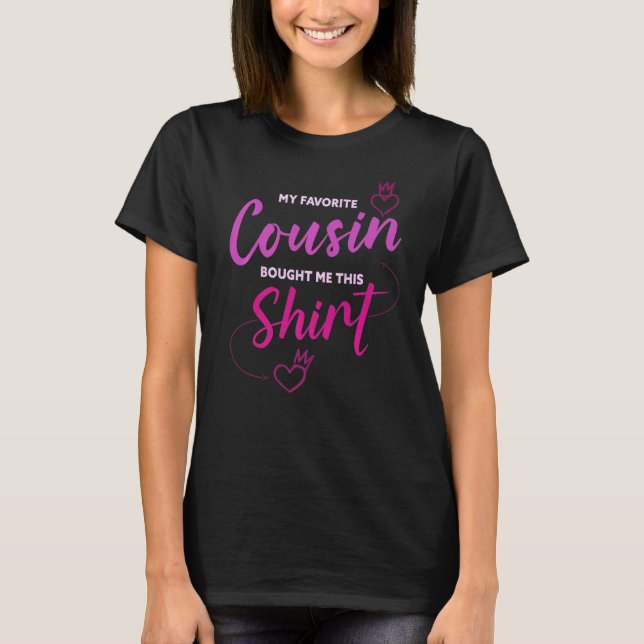Camiseta Meu Primo Favorito Me Comprou Isso (Frente)