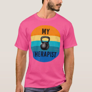 Camiseta Meu Terapeuta Kettlebell Funny Treino de Academia 