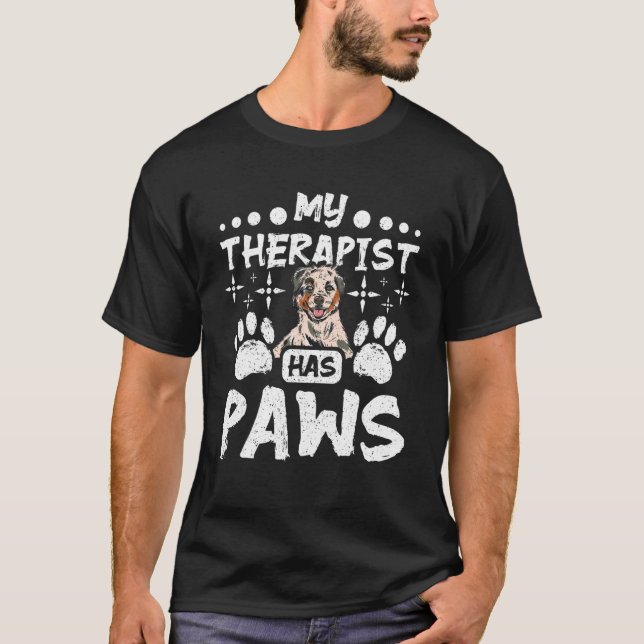 Camiseta Meu terapeuta tem pastores australianos (Frente)