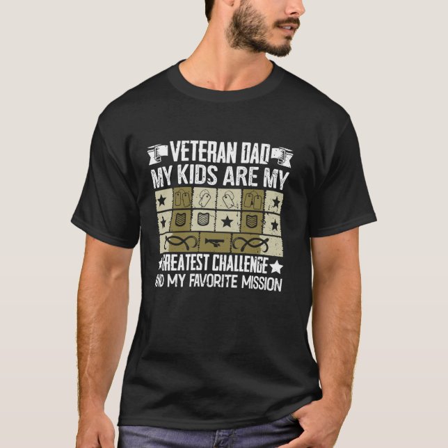 Camiseta Meus Filhos São Meu Maior Desafio Pai Veterano (Frente)