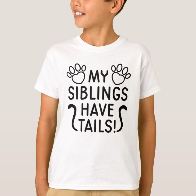 Camiseta Meus Irmãos Têm Caudas (Frente)