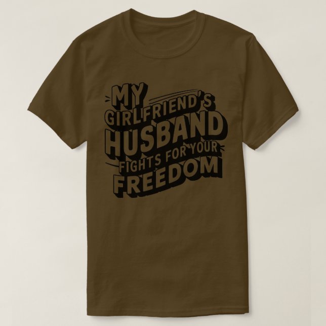 Camiseta meus namoradas brigam por sua liberdade (Frente do Design)