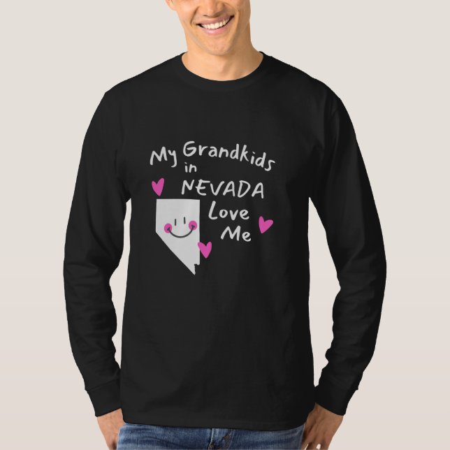 Camiseta Meus Netos em Nevada me amam coração (Frente)