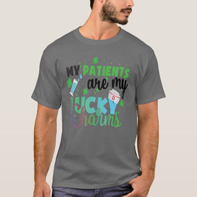 Camiseta Meus Pacientes São Meus Charmes Sortudos, Rua Sort (Frente)