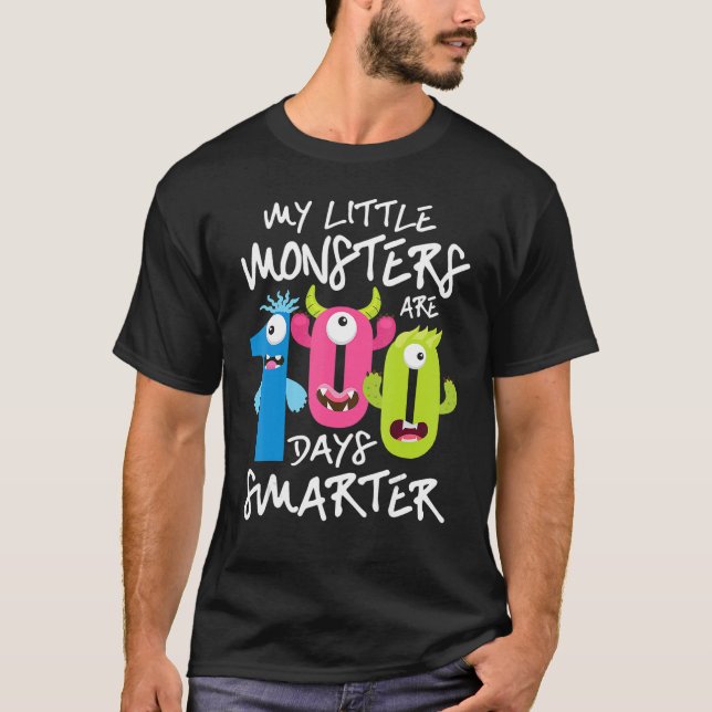 Camiseta Meus Pequenos Monstros São 100 Dias Mais Inteligen (Frente)
