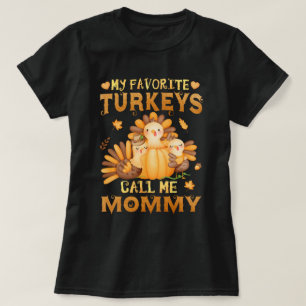Camiseta Meus perus favoritos me chamam de Mamãe de Ação de