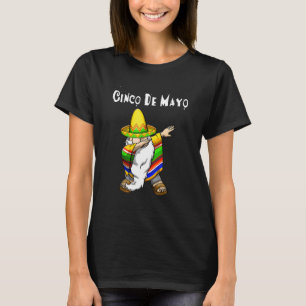 Camiseta Mexicano Dabbing Gnome Cinco De Mayo Poncho Sombre