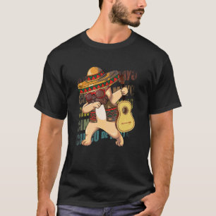 Camiseta Mexicano Dabbing Pug Dog Cinco De Mayo Poncho Somb