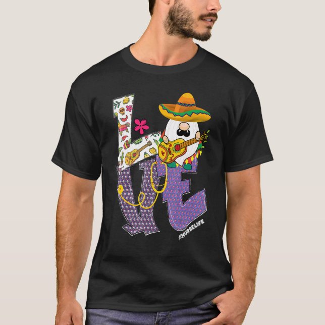 Camiseta Mexicano Fiesta Guitar Gnomos Adoram Cinco Enferme (Frente)