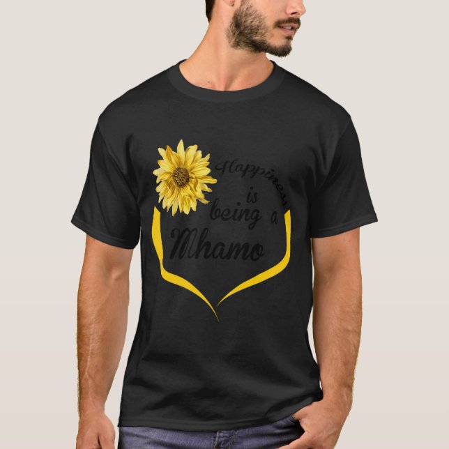 Camiseta Mhamo Deu Felicidade É Ser Uma Mhamo (Frente)