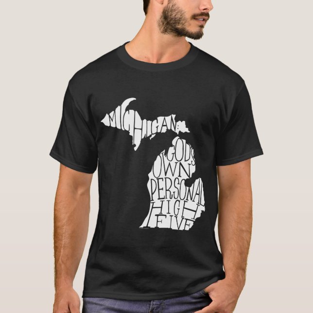 Camiseta Michigan: Os cinco altos do deus (Frente)