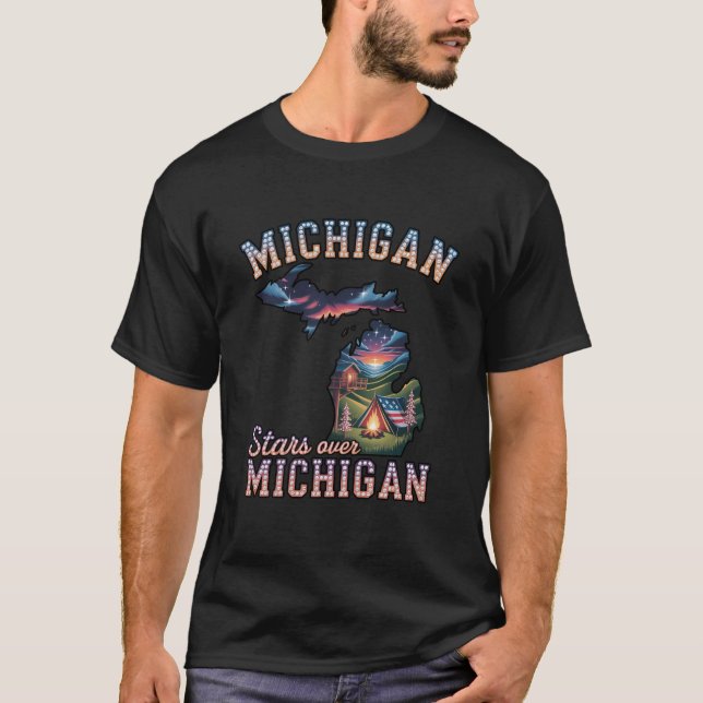 Camiseta Michigan State Adventure Camping Design (Frente)