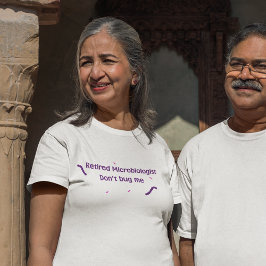 Camiseta Microbiólogo aposentado