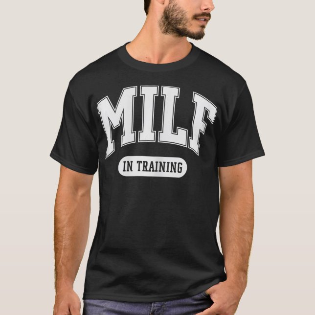 CAMISETA MILF NA FORMAÇÃO (Frente)
