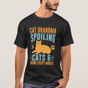 Camiseta Mimando Gatos e Amando Cada Minuto Vovó de Gato