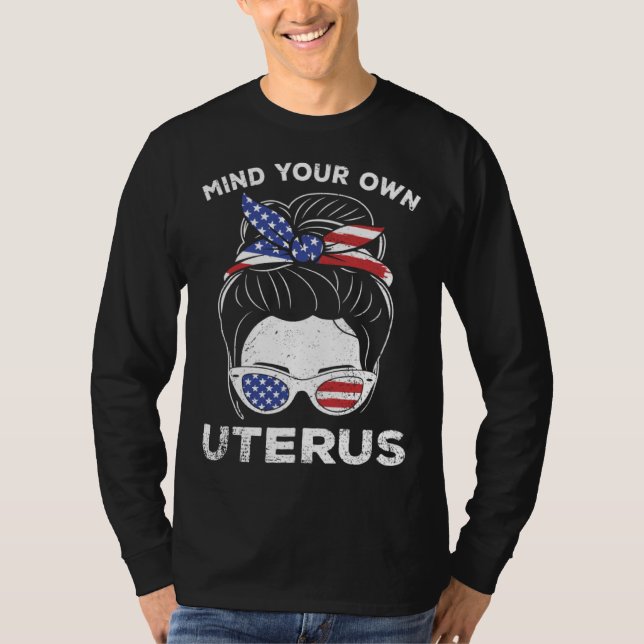 Camiseta Mind Own Uterus USA Flag Empowered Women Feminist  (Frente)