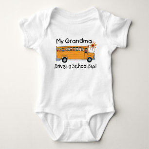 Camiseta Minha avó conduz um ônibus