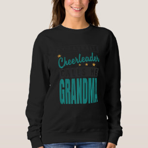 Camiseta Minha cheerleader favorita me chama de vovó