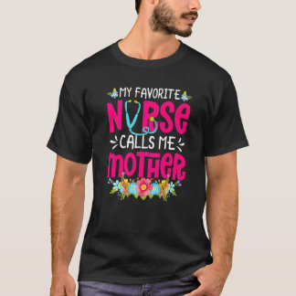 Camiseta Minha Enfermeira Favorita Me Chama de Mãe Amamenta