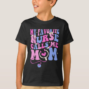 Camiseta Minha enfermeira favorita me chama mãe estetoscópi