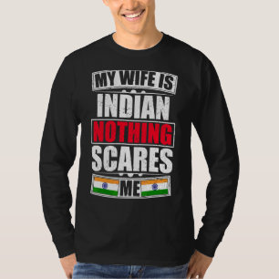 Camiseta Minha Esposa É Indiana Nada Me Assusta Bandeira Ín