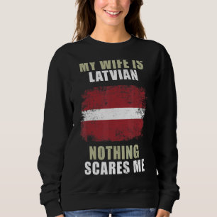 Camiseta Minha Esposa É Letã Nada Me Assusta