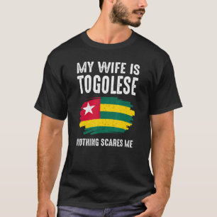 Camiseta Minha Esposa É Togolesa Nada Me Assusta Bandeira P