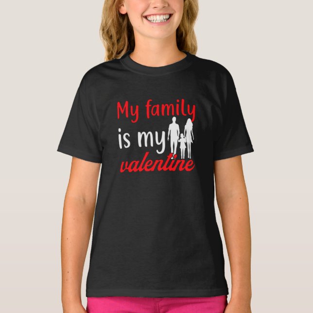 Camiseta minha família é meu namorados (Frente)