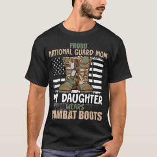 Camiseta Minha Filha Usa Botas de Combate - Orgulhosamente 