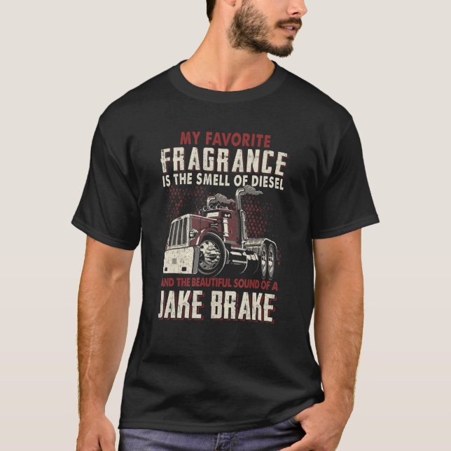 Camiseta Minha Fragrância Favorita É Um Cheiro De Caminhão  (Frente)