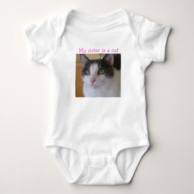 Camiseta Minha irmã é um gato (Frente)