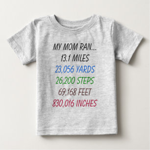 Camiseta Minha mamã funcionou 13,1 milhas