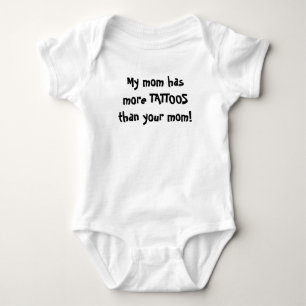 Camiseta Minha mamã tem mais TATUAGENS do que sua mamã!