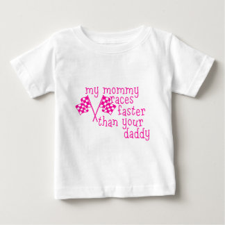 Camiseta Minha Mamãe É Mais Rápida Que Seu Pai